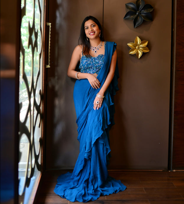 Jaiyetri Makana in Seagrass Ruffle Saree Set