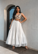 Load image into Gallery viewer, Esha Rao in Bay Salt Embellished Skirt Set