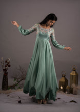 Load image into Gallery viewer, Honey Dew Gown with Lantern Sleeves