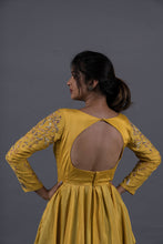 Load image into Gallery viewer, Tuscan Sun Peplum Top