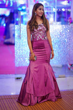 Load image into Gallery viewer, Saloni Vijaywargiya in Lilac Mermaid Gown