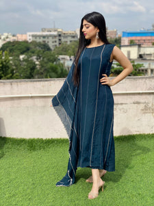 Aarti Singh in Seagrass Kaftan Set