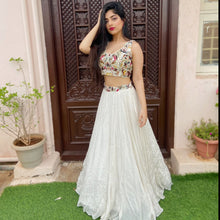 Load image into Gallery viewer, Aarti Singh in Bay Salt Skirt Set