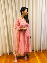 Load image into Gallery viewer, Aisha Arora Sharmal in Rosebud Suit Set